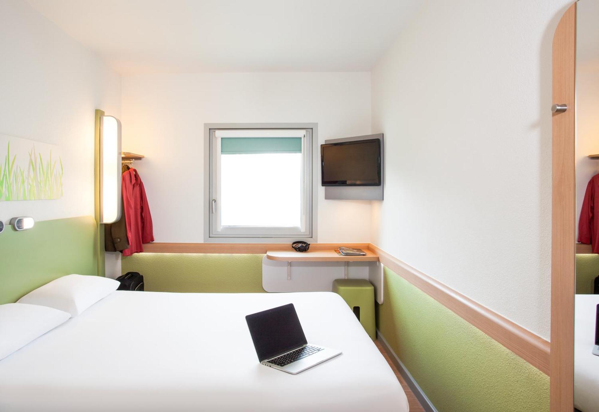 Ibis Budget Beaconsfield Bagian luar foto